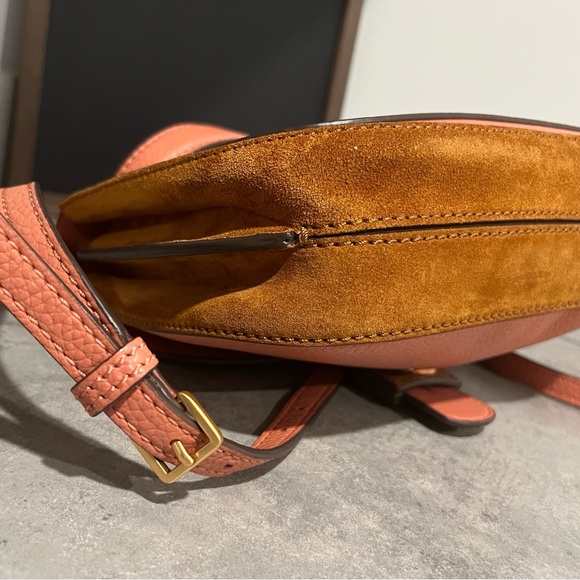 Tory Burch McGraw Brogue Satchel in Pink - Picture 5 of 11